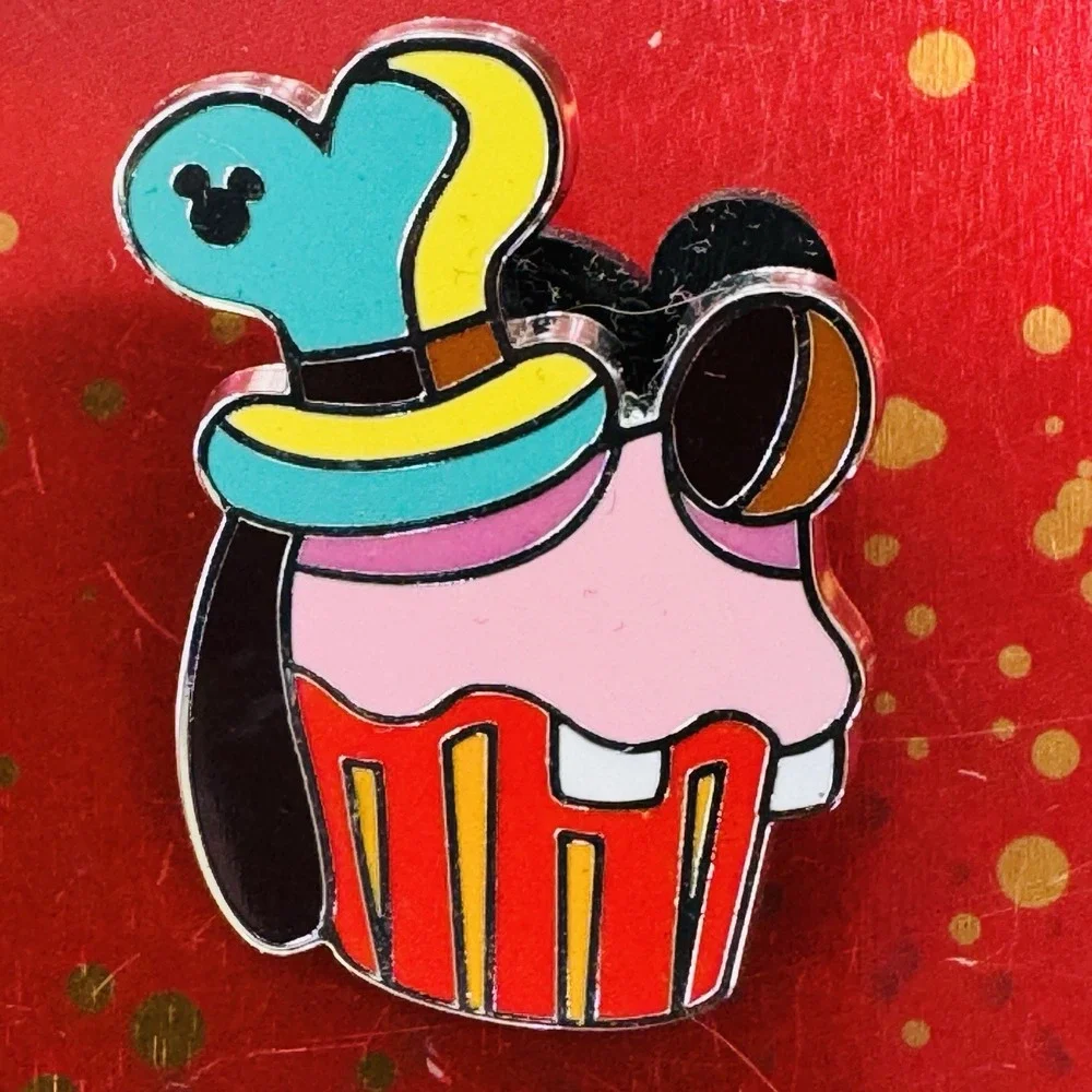 NEW WAVE B 2025 Disney Pin Goofy Treats Cupcake Disneyland Hidden Mickey DLR
